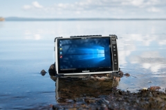 Algiz-10X-rugged-PCAP-tablet-water