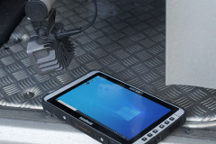 Algiz-10XR-rugged-tablet-truck