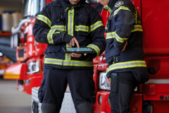 Algiz-RT10-rugged-tablet-fire-fighters