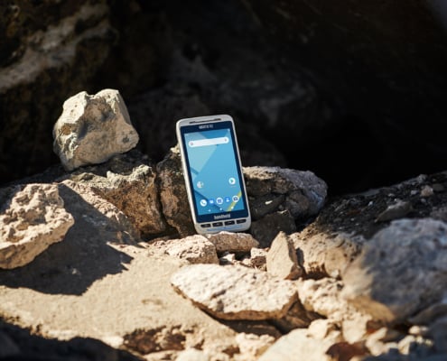 handheld nautiz x2 standing on rocks